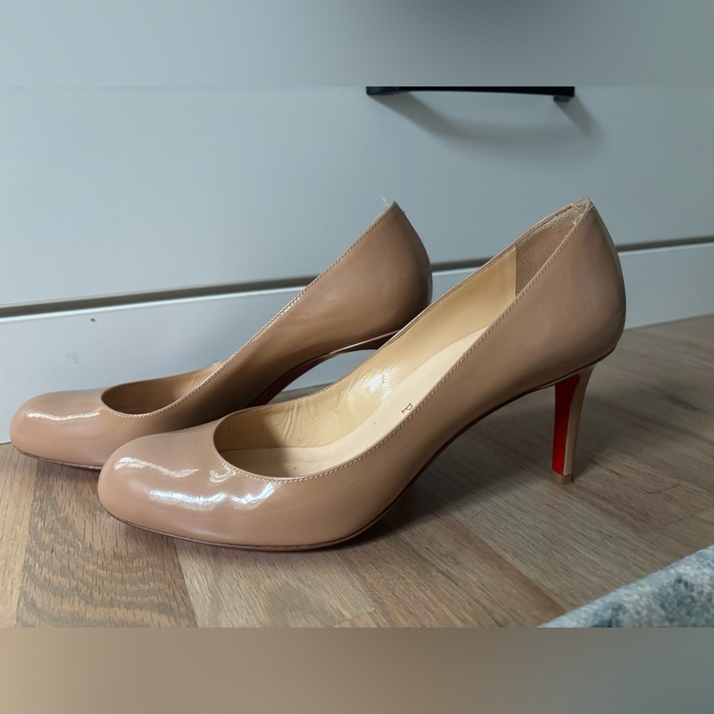 Christian Louboutin KATE Tan and Red Patent Leather Heels